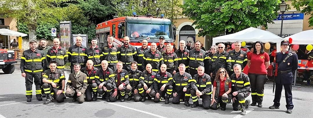 Pompieropoli, la festa dei pompieri in piazza Castello a Torino - La Stampa
